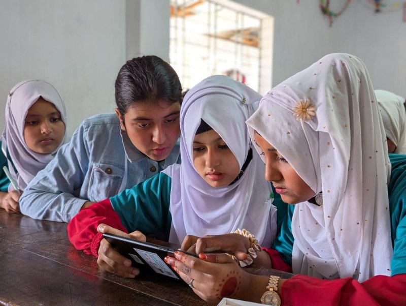 Bangladesh_Blog_Drone Workshop for Coastal Girls-1