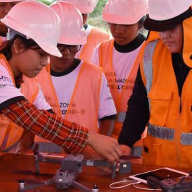 Peru Story Youth Training on Medicine Transportation