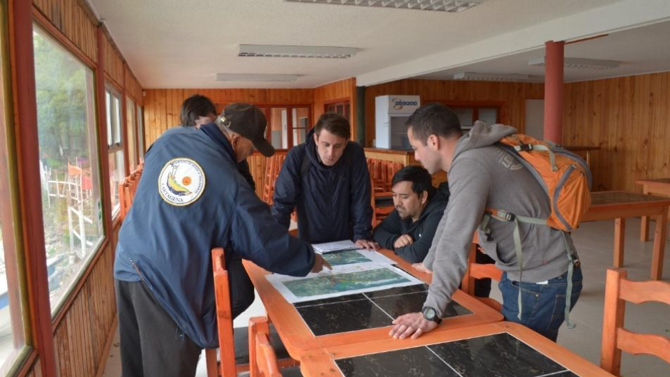 Volunteers of Chile Flying Labs were welcomed by the fishing community of Cartagena